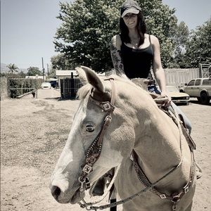 Meet your Posher, Alyssa